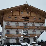 Bechlwirt فندق كيرشبرغ ان تيرول